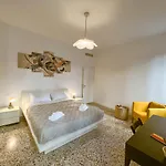 Splendid “true Apartment” Overlooking Water *