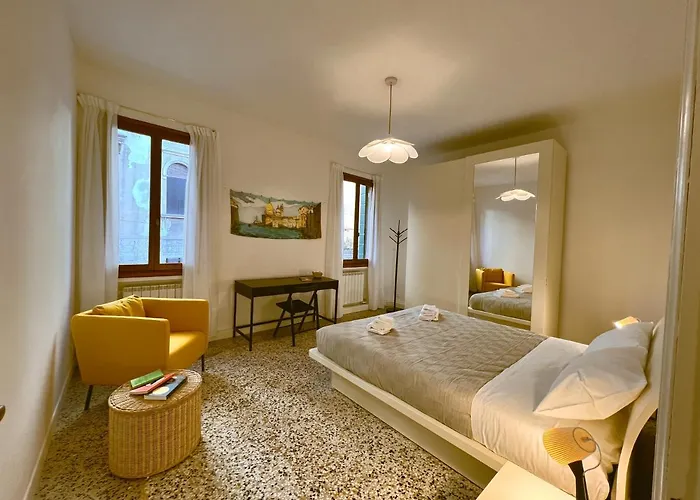 Apartamento Splendid “true Apartment” Overlooking Water